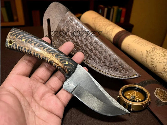 Handmade Damascus Steel Hunting Knife with Pinecone Handle & Leather Sheath – Unique Gift for Hunters & Collectors SUSA KNIVES