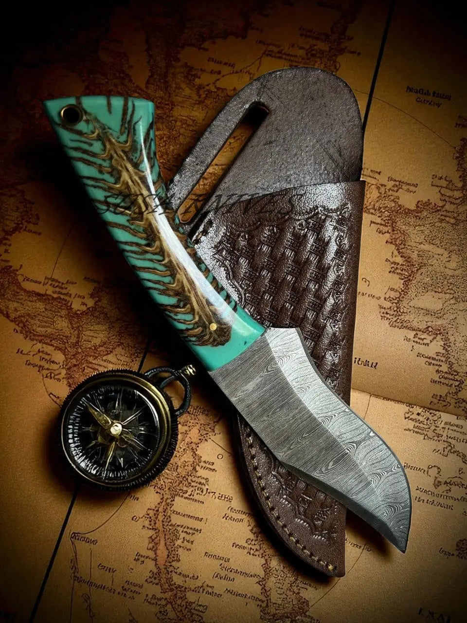 9" Hunting Knife with Pinecone Handle & Leather Sheath – Handmade Fixed Blade Outdoor Knife SUSA KNIVES