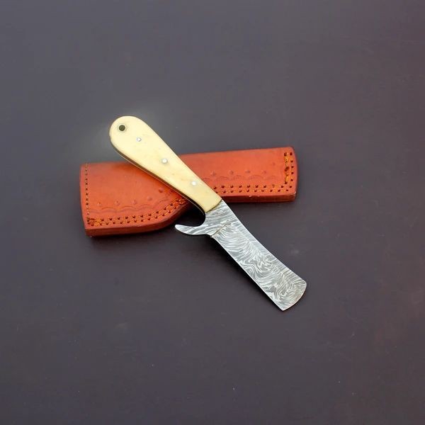 HAND FORGED DAMASCUS STEEL BULL CUTTER/COWBOY KNIFE & PUKKA WOOD HANDLE