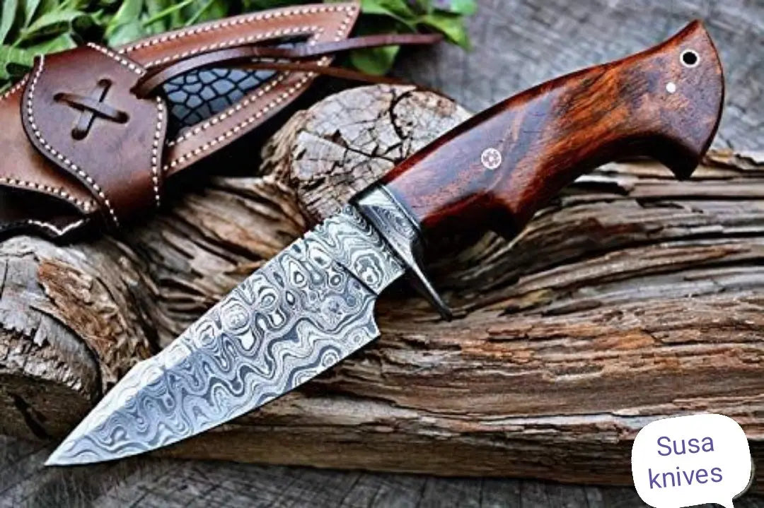 HANDMADE HUNTING KNIFE WOOD HANDLE WITH DAMASCUS GAURD - SUSA KNIVES