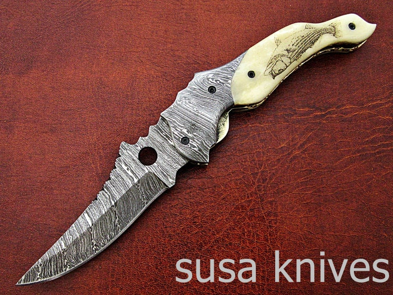 Beautiful Newly Design Custom Hand Made Damascus Steel Hunting Pocket Knife - SUSA KNIVES
