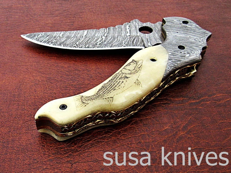 Beautiful Newly Design Custom Hand Made Damascus Steel Hunting Pocket Knife - SUSA KNIVES