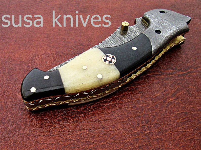 Beautiful Newly Design Custom Hand Made Damascus Steel Hunting Pocket Knife - SUSA KNIVES