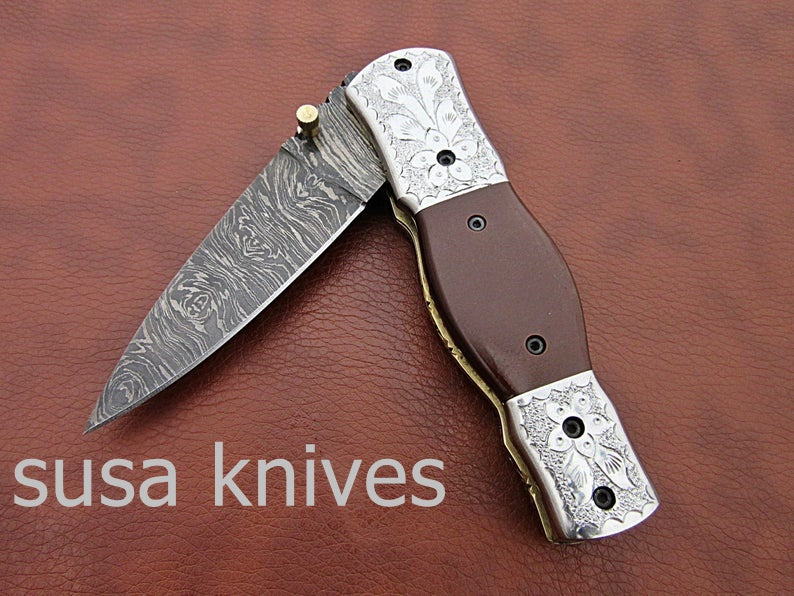 Beautiful Newly Design Custom Hand Made Damascus Steel Hunting Pocket Knife - SUSA KNIVES