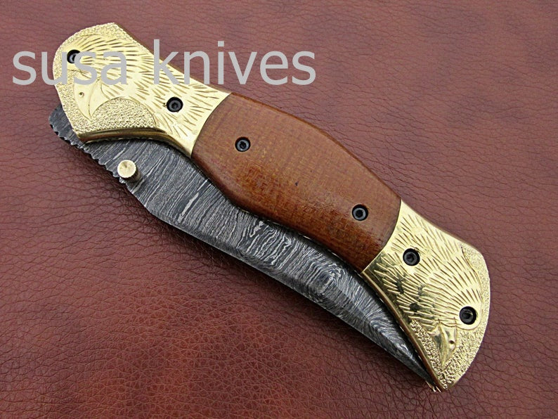 Beautiful Newly Design Custom Hand Made Damascus Steel Hunting Pocket Knife - SUSA KNIVES
