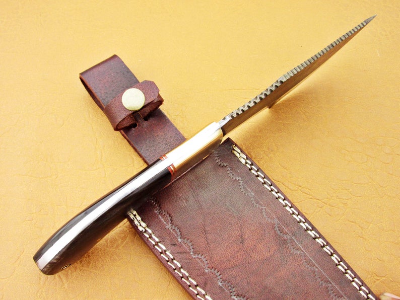 Custom Handmade Damascus Steel Fixed Blade Hunting Tracker Knife - SUSA KNIVES