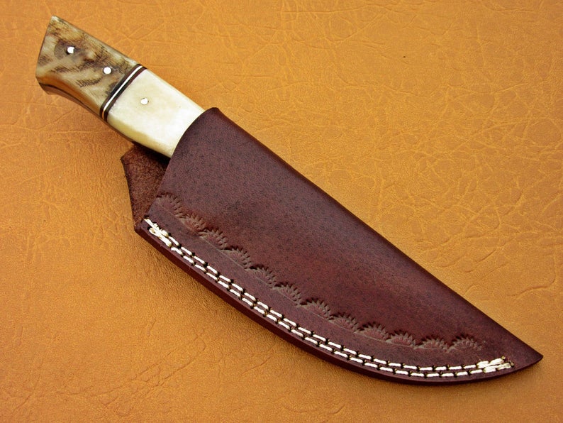 Custom Handmade Damascus Steel Fixed Blade Hunting Knife - SUSA KNIVES