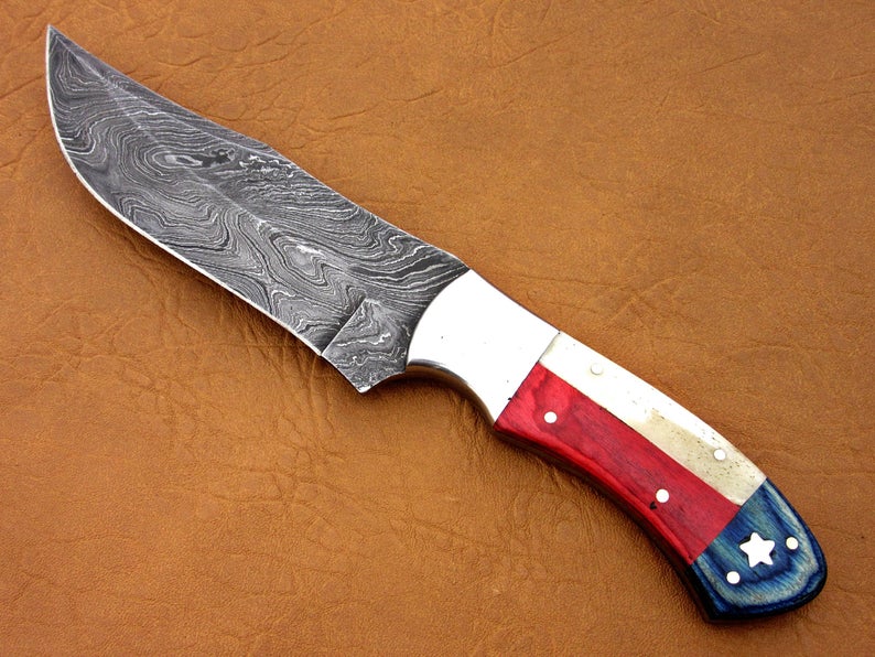 Custom Handmade Damascus Steel Fixed Blade Flag Handle Hunting Knife - SUSA KNIVES