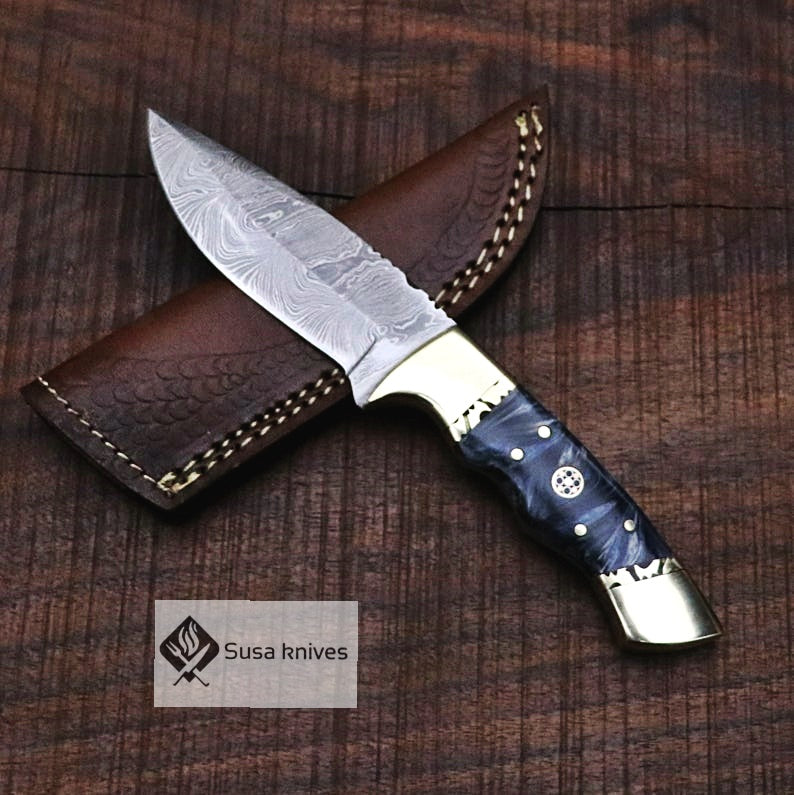 Damascus Bushcraft Knife with Epoxy Resin Scales - Hunting, Camping, Fixed Blade, Christmas, Anniversary Gift Men, Unique Knife, EDC - SUSA KNIVES