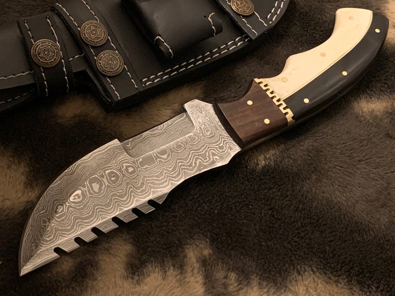 Damascus Tracker Knife Hunting Knife buffalo bone/buffalo horn/Walnut wood, Ladder Pattern, Blank +Sheath - SUSA KNIVES