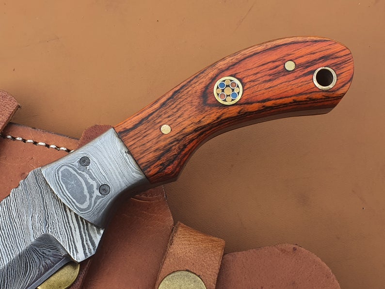Custom Handmade Damascus Steel Tracker Hunting Knife - SUSA KNIVES