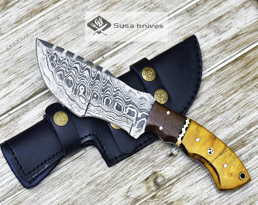 DAMASCUS KNIFE, DAMASCUS STEEL TRACKER KNIFE, 10", DAMASCUS STEEL TRACKER BLADE, EXOTIC YELLOW HEART & WALNUT WOOD HANDLE, FIXED BLADE, INCLUDES HAND STITCHED SHEATH - SUSA KNIVES