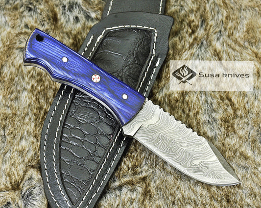 DAMASCUS STEEL SKINNING KNIFE, 8", DAMASCUS STEEL CLIP POINT BLADE, PEKKAWOOD HANDLE, FIXED BLADE, FULL TANG, LANYARD HOLE, HAND STITCHED LEATHER SHEATH, RAZOR SHARP. - SUSA KNIVES