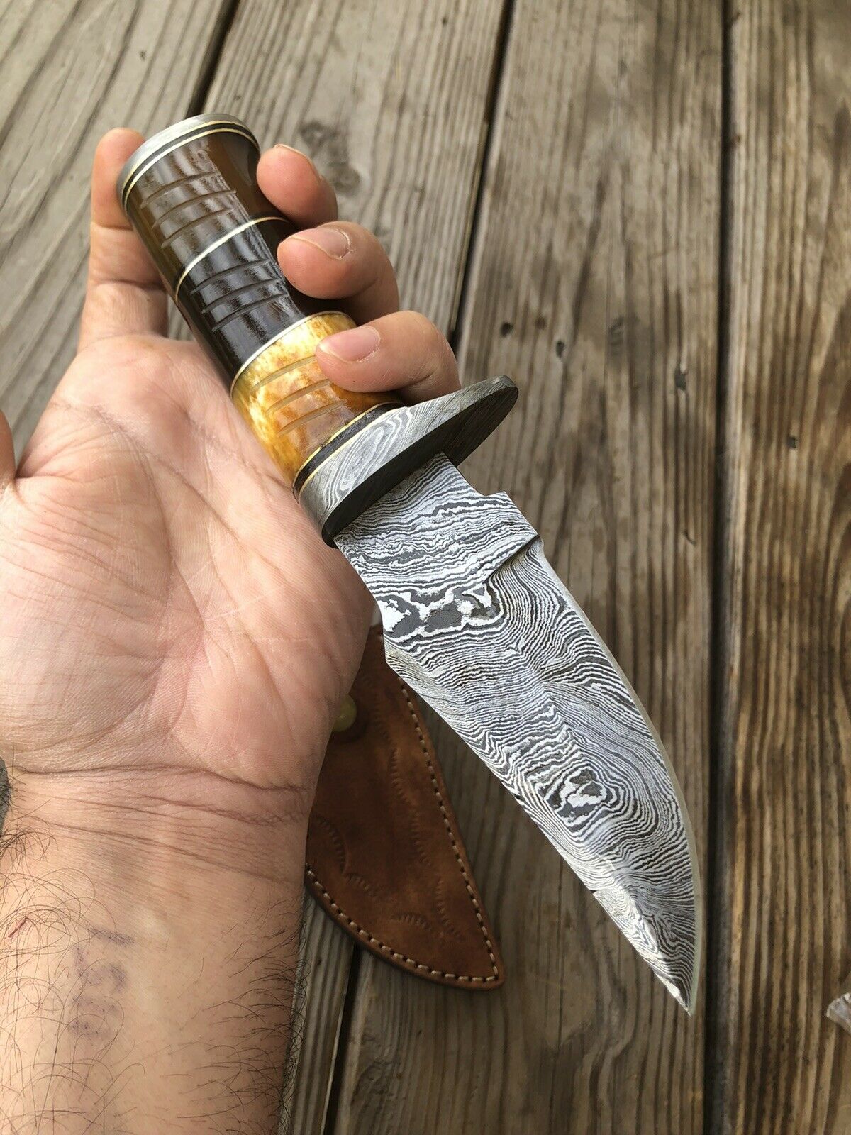CUSTOM HAND FORGED DAMASCUS STEEL HUNTING KNIFE W/ Bone & Damascus Guard Handle - SUSA KNIVES