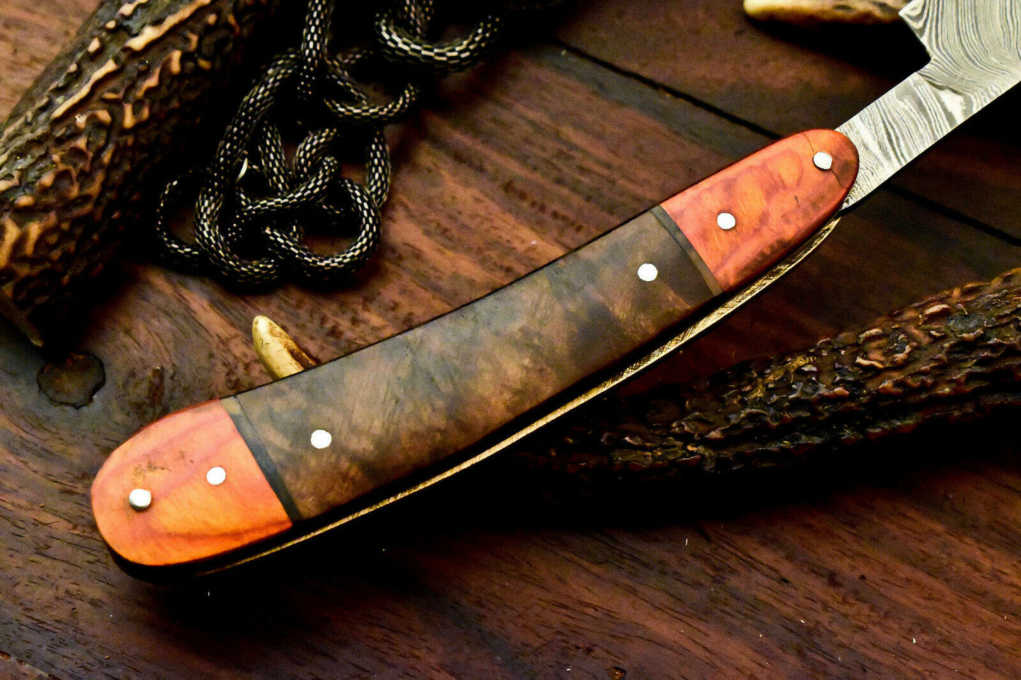 Custom Handmade Damascus Steel Blade Barber Folding Razor | Hard Wood - SUSA KNIVES