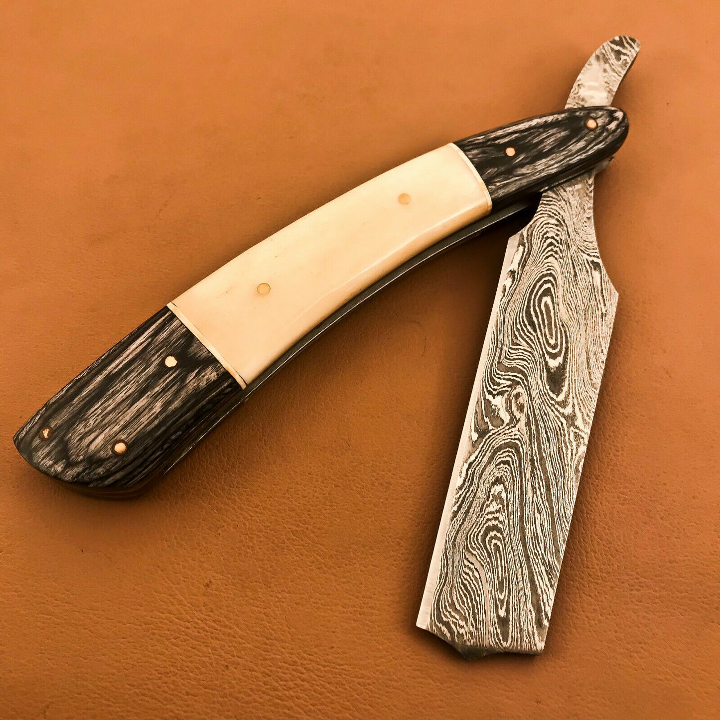 OUTSTANDING Custom Damascus Steel Folding Handmade Sharp Blade Razor CAMEL BONE - SUSA KNIVES