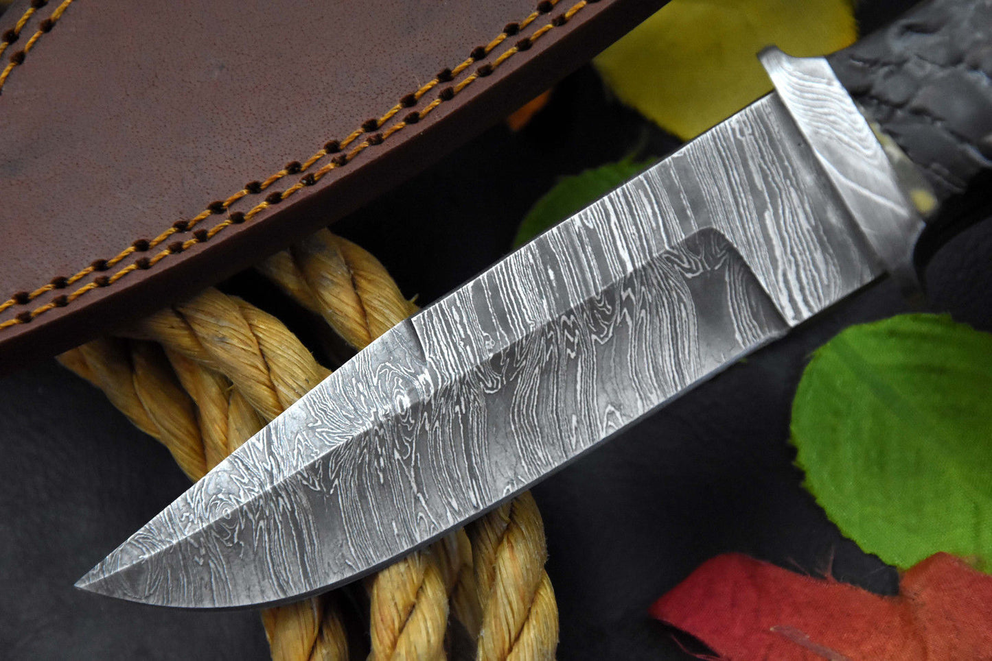 CUSTOM HANDMADE DAMASCUS STEEL RAM HORN LOVELESS STYLE CHUTE KNIFE WITH SHEATH - SUSA KNIVES