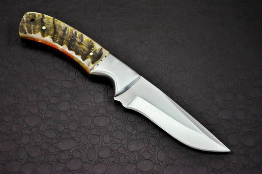 HANDMADE CUSTOM HUNTING /skinner kNIFE D2 CARBON STEEL HORN HANDLE WITH LEATHER SHEATH - SUSA KNIVES
