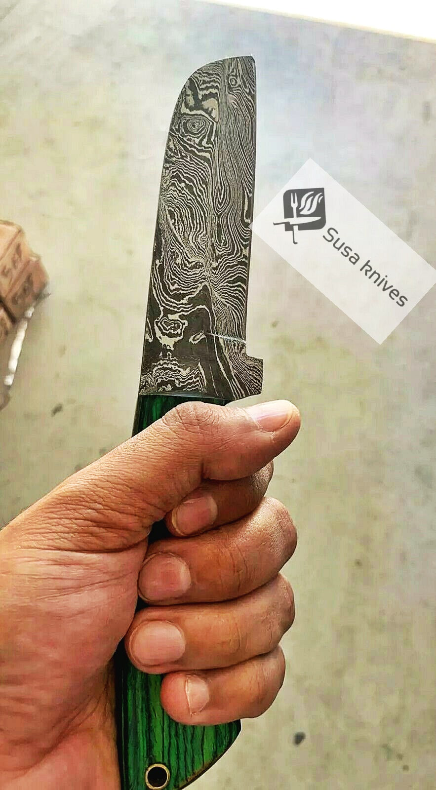 HAND FORGED DAMASCUS STEEL BULL CUTTER/COWBOY KNIFE & PUKKA WOOD HANDLE - SUSA KNIVES