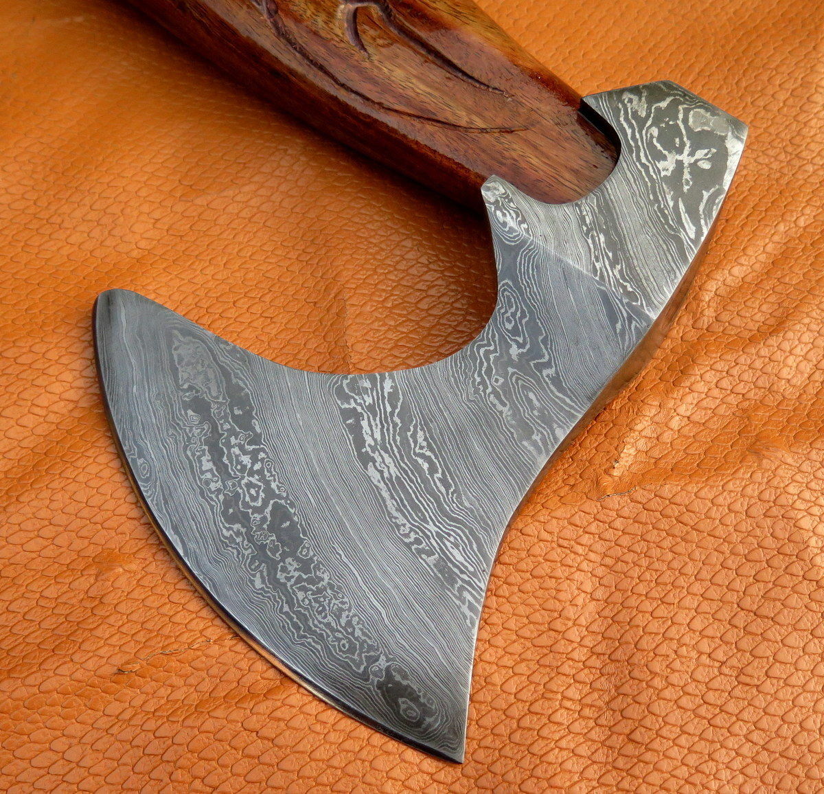 HANDMADE CARVED HANDLE DAMASCUS STEEL VIKING AXE WITH SHEATH - SUSA KNIVES