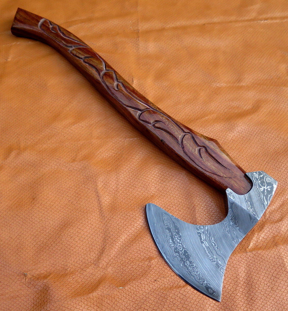 HANDMADE CARVED HANDLE DAMASCUS STEEL VIKING AXE WITH SHEATH - SUSA KNIVES