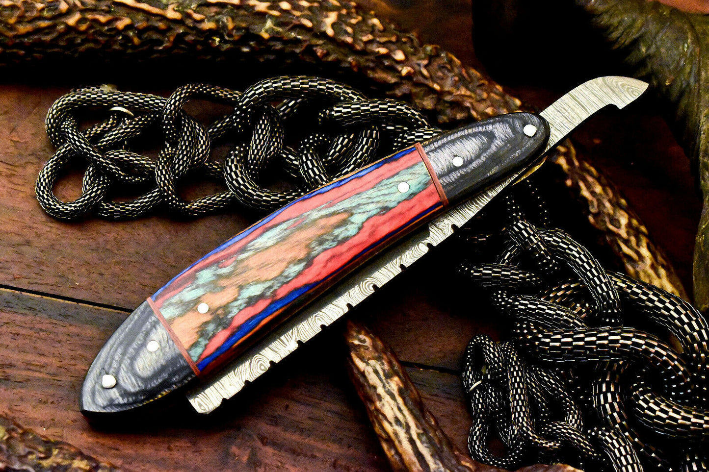 Custom Handmade Damascus Steel Blade Barber Folding Razor | Hard Wood - SUSA KNIVES