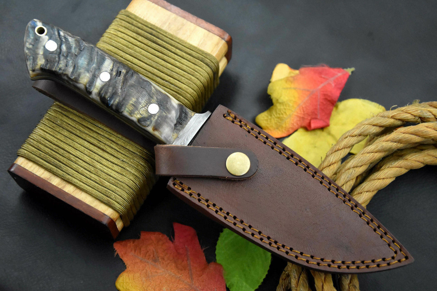 CUSTOM HANDMADE DAMASCUS STEEL RAM HORN LOVELESS STYLE CHUTE KNIFE WITH SHEATH - SUSA KNIVES