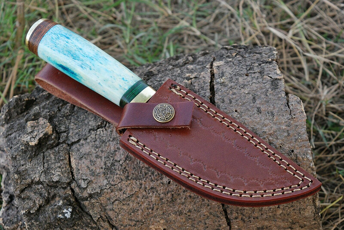 CUSTOM HAND FORGED DAMASCUS STEEL Hunting KNIFE W/ BONE Brass Guard HANDLE - SUSA KNIVES