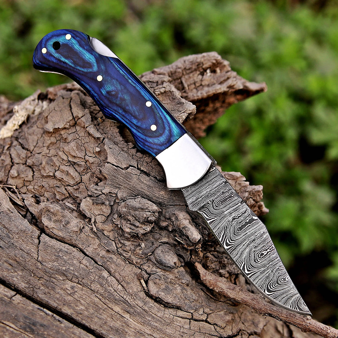 Damascus Pocket Knife Guide: Compare Styles and Value SUSA KNIVES