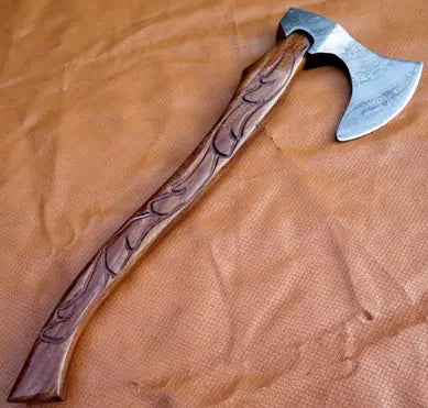 The Axe Reimagined: How Sušak Knives Blends Old-World Blacksmithing with Modern Precision SUSA KNIVES