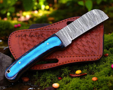 Load image into Gallery viewer, Damascus steel best Bull cutter handmade cowboy knife, pancake leather sheath,&quot; &quot;fixed blade, wood handle

