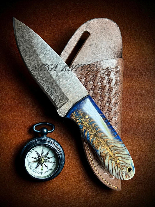 Handmade Damascus Steel Cowboy Knife with Pinecone Handle & Cross Draw Leather Sheath – Western Style Hunting Knife