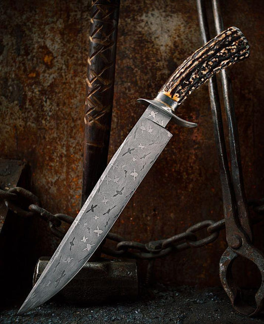 HANDMADE  BOWIE KNIFE .  STAG HORN HANDLE - SUSA KNIVES