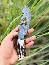 Load image into Gallery viewer, BEAUTIFUL HANDMADE DAMASCUS STEEL GUT HOOK  SKINNER KNIFE - SUSA KNIVES
