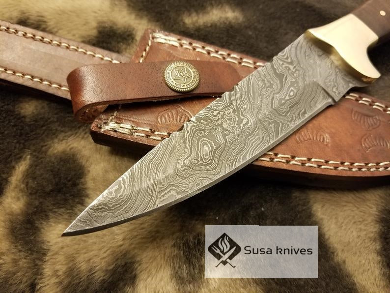Handmade Damascus Knife with Rose wood & Brass Bolster(Finger Guard) - SUSA KNIVES