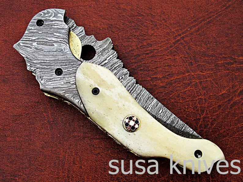 Beautiful Newly Design Custom Hand Made Damascus Steel Hunting Pocket Knife - SUSA KNIVES