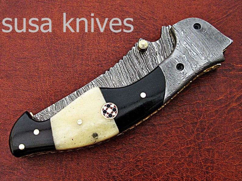 Beautiful Newly Design Custom Hand Made Damascus Steel Hunting Pocket Knife - SUSA KNIVES