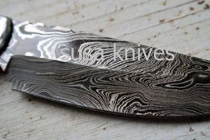 Wildcat Skinner Knife; Damascus Steel blade and Polished bolster - SUSA KNIVES
