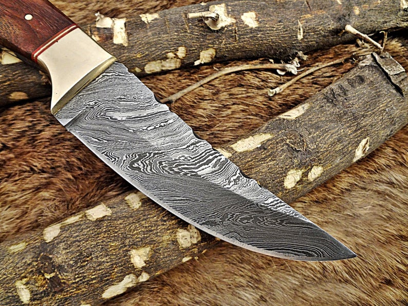A Beautiful Custom Made Damascus Skinner Knife/ Thanksgiving Gift/Christmas Gifts - SUSA KNIVES