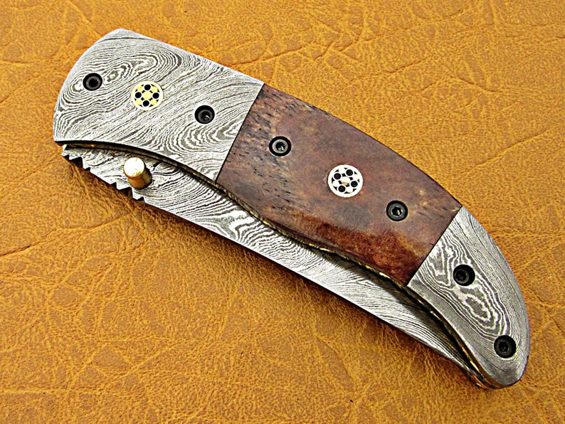Custom Handmade Damascus Steel Folding Pocket Knife - SUSA KNIVES