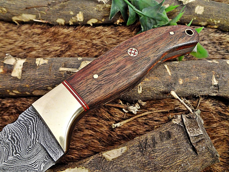 A Beautiful Custom Made Damascus Skinner Knife/ Thanksgiving Gift/Christmas Gifts - SUSA KNIVES