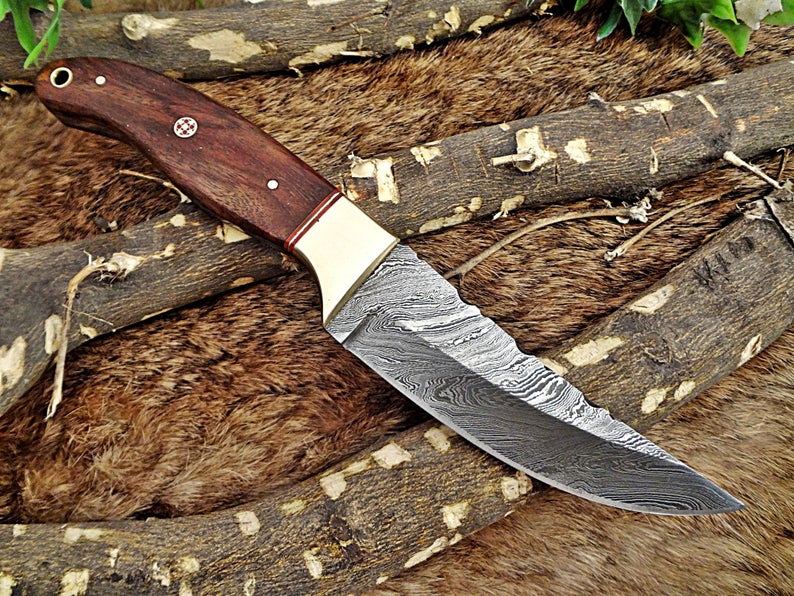 A Beautiful Custom Made Damascus Skinner Knife/ Thanksgiving Gift/Christmas Gifts - SUSA KNIVES