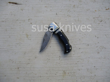 Offset Inlay Folding Knife: Bone & Horn, Twist Damascus Steel - SUSA KNIVES