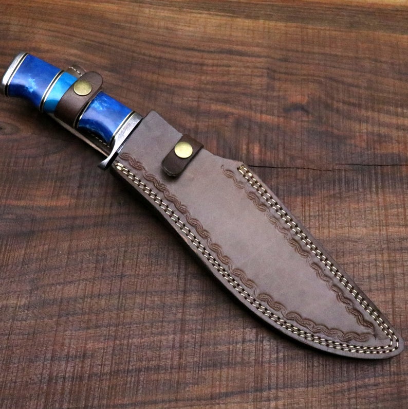 Seven seas Gurkha / Kukri Knife in Damascus Steel and Blue Dyed