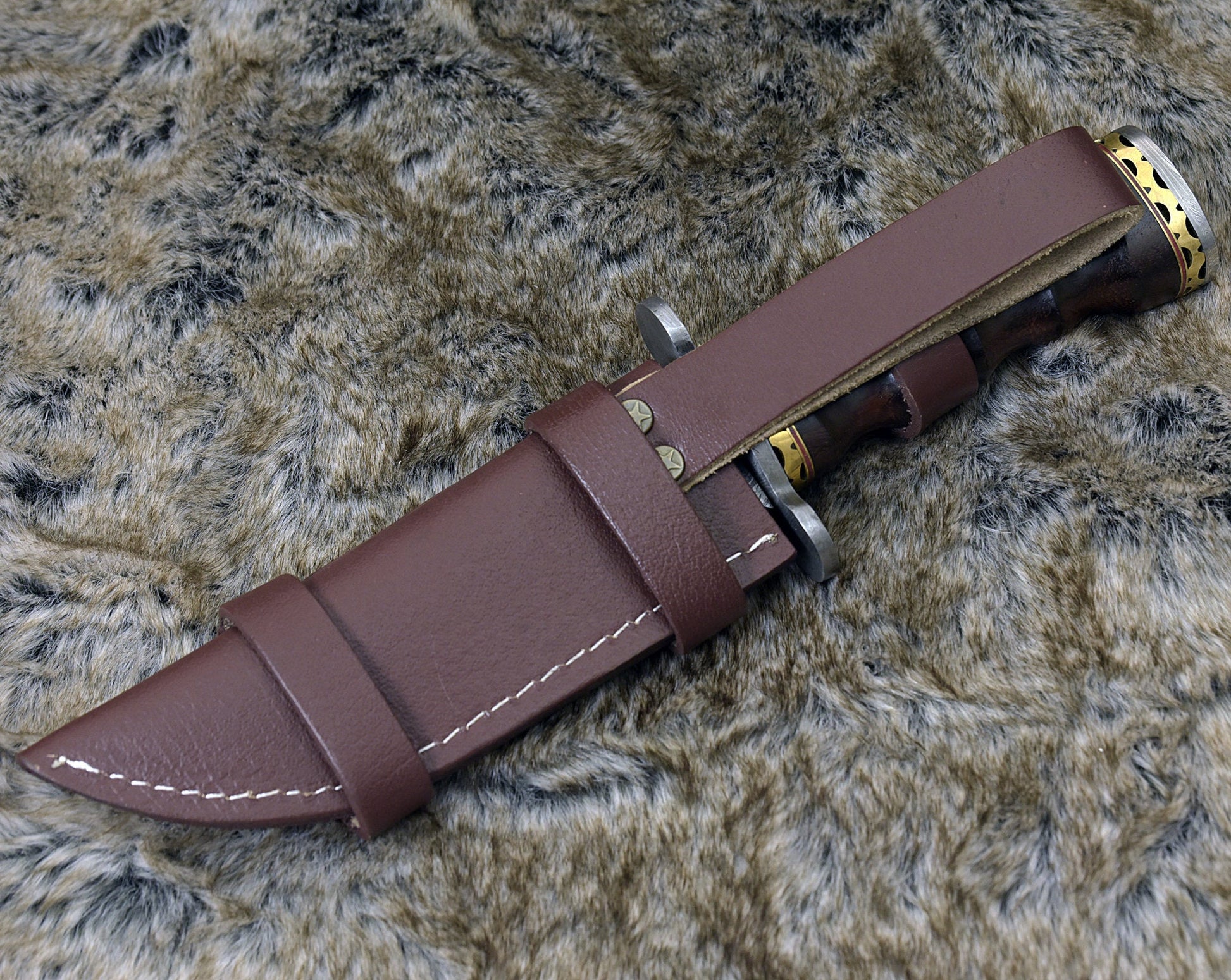 DAMASCUS STEEL BOWIE KNIFE, 11.0", DAMASCUS STEEL CLIP POINT BLADE, HIGHLY FIGURED BOLIVIAN ROSE WOOD HANDLE, DAMASCUS GUARD, FIXED BLADE, FULL TANG, HAND STITCHED LEATHER SHEATH - SUSA KNIVES