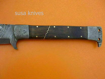 Hand-made-Damascus-steel-hunting-sword - SUSA KNIVES