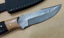 Load image into Gallery viewer, Custom hand crafted Damascus steel Buck &amp; Bear knife - SUSA KNIVES
