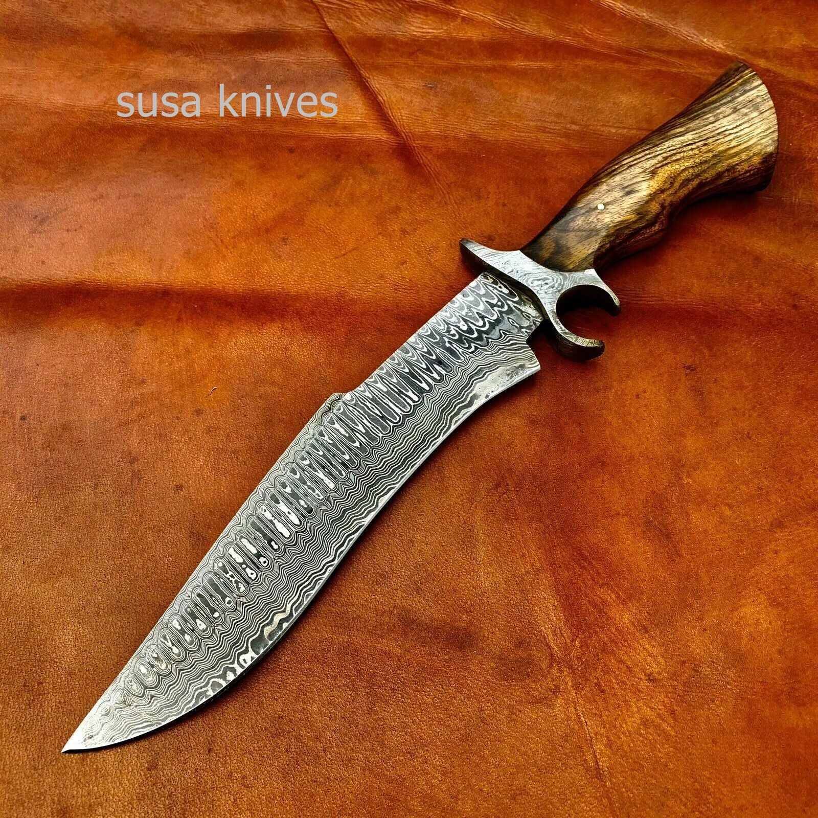 Overall 16" Damascus Steel Hunting Knife Bowie Knife Classic Wood Handle. - SUSA KNIVES