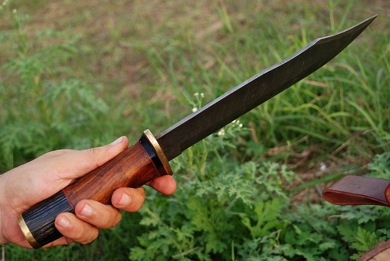 HAND FORGED DAMASCUS STEEL Hunting Bowie Knife w/Bone & Wood Handle - SUSA KNIVES