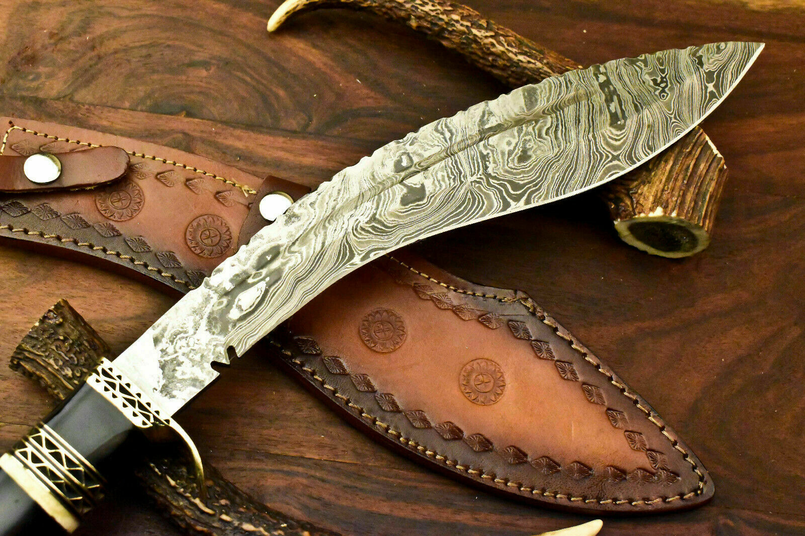 Custom Handmade Damascus Steel Kukri Knife | Sheath | Buffalo Horn Handle. - SUSA KNIVES